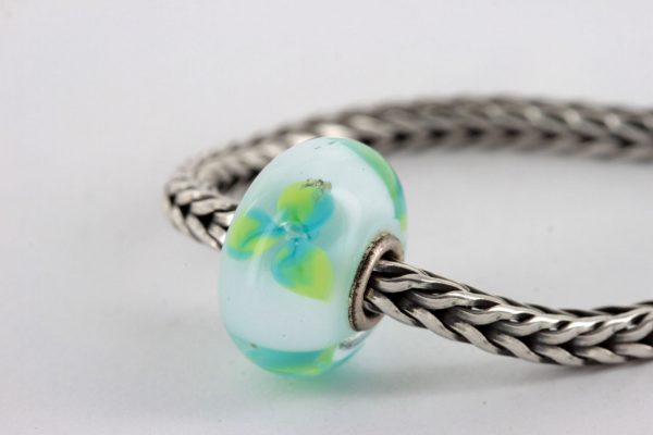 Genuine Trollbeads Handmade Unique Murano Glass- Ice Blue Flower 61167 RRP£35!!!