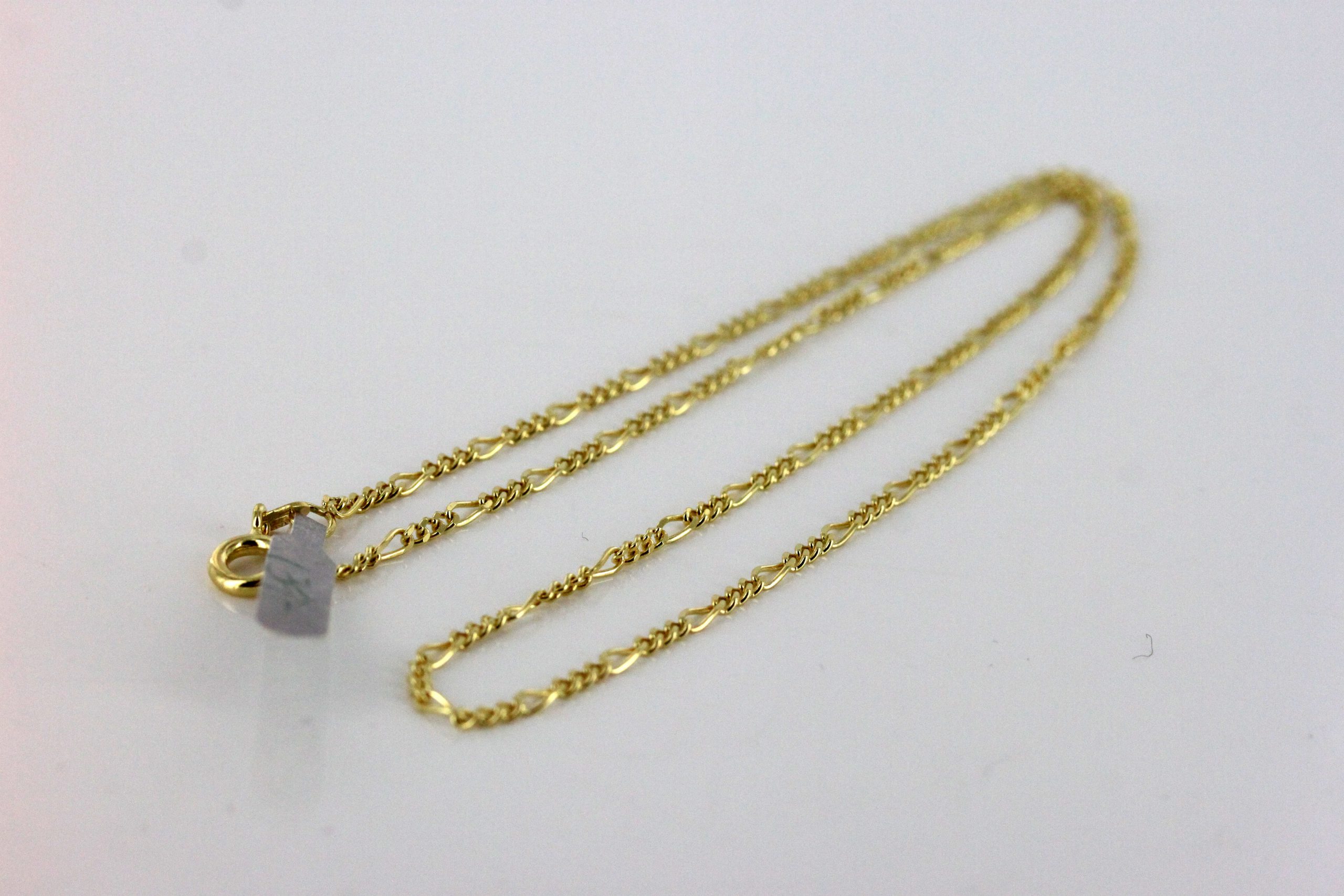 Solid gold outlet figaro chain
