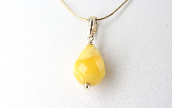 Italian Handcrafted German Butterscotch Amber Teardrop Pendant with 9ct solid Gold Loop GP0293 RRP£125!!!