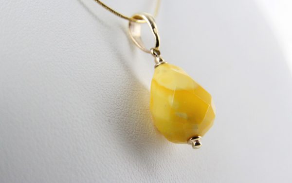 Italian Handcrafted German Butterscotch Amber Teardrop Pendant with 9ct solid Gold Loop GP0293 RRP£125!!!