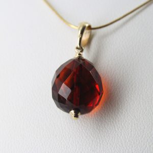 Italian Handmade German Amber Teardrop Pendant with 9ct solid Gold Loop GP0296 RRP£145!!!