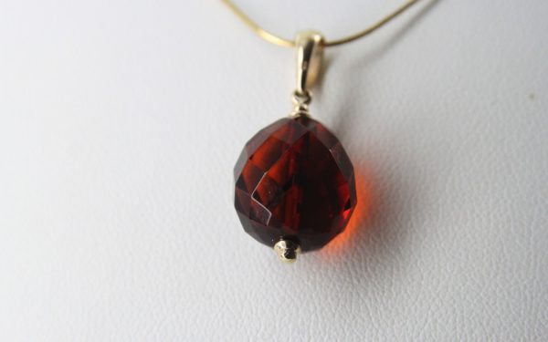 Italian Handmade German Amber Teardrop Pendant with 9ct solid Gold Loop GP0296 RRP£145!!!