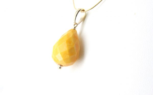 Italian Made Antique Butterscotch German Amber Pendant with 9ct solid Gold Loop GP0301 RRP£195!!!