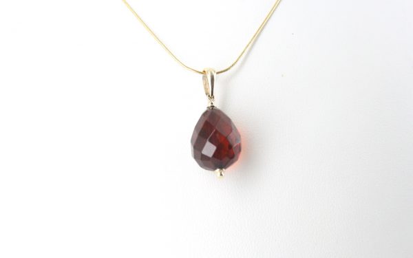 Italian Handcrafted Cherry German Amber Teardrop Pendant with 9ct solid Gold Loop GP0306 RRP£145!!!