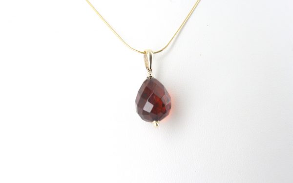 Italian Handcrafted Cherry German Amber Teardrop Pendant with 9ct solid Gold Loop GP0306 RRP£145!!!