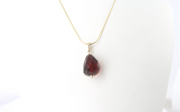 Italian Handcrafted German Cherry Amber Teardrop Pendant with 9ct solid Gold Loop GP0308 RRP£175!!!