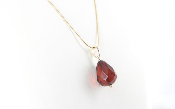 Italian Handcrafted German Cherry Amber Teardrop Pendant with 9ct solid Gold Loop GP0308 RRP£175!!!