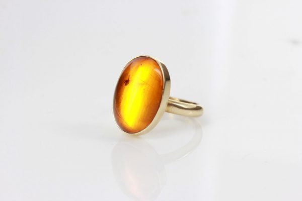 German Baltic Amber Handmade 9ct Ring Containing Biting Midge GRR010 RRP£450!!!