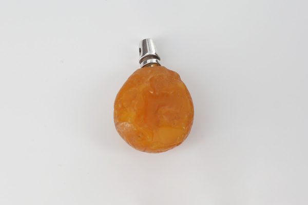 GERMAN ANTIQUE BUTTERSCOTCH AMBER NATURAL TEAR DROP PENDANT- PE0162 RRP135!!!