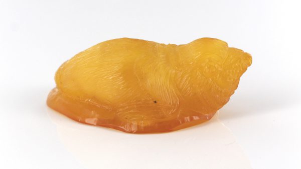 GERMAN ANTIQUE BUTTERSCOTCH BALTIC AMBER CARVING-WALRUS-CAR0021 RRP£595!!!