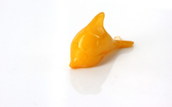 Intricately Carved Unique Baltic Amber Dolphin Carving CAR0085 RRP 70!!!