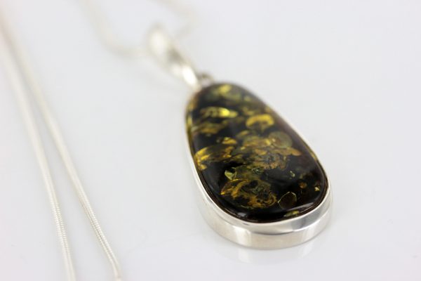 German Baltic Green Amber Oval Pendant in 925 Silver Hand Made PE0238 RRP£130!!!