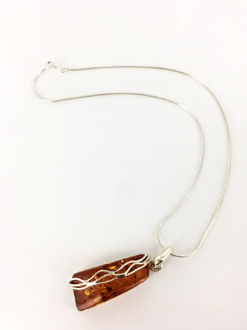 Classic Baltic Amber Pendant in 925 Silver Hand Made PE0226- RRP 120!!!