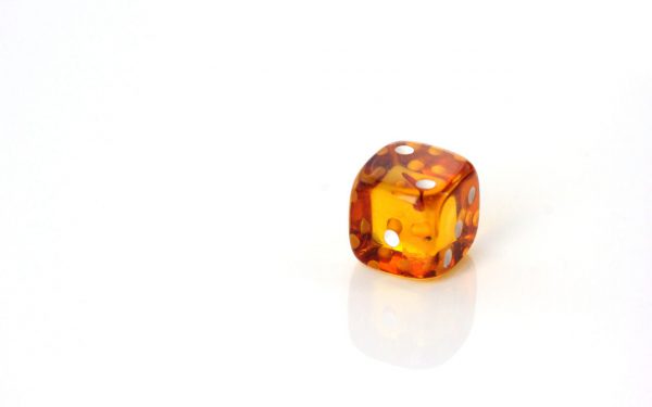 German Baltic Amber Dice Exquisitely Handmade Carved Unique CAR0121 RRP£30!!!