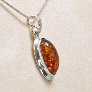 Handmade German Baltic Amber Pendant in 925 Silver PE0077 RRP£55!!!+Free Chain