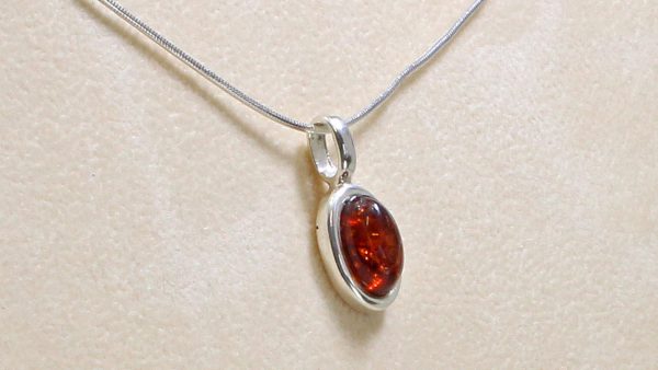 Handmade Classic Baltic Amber Pendant in 925 Silver PE0080 RRP£40!!!+Free Silver Chain!!!