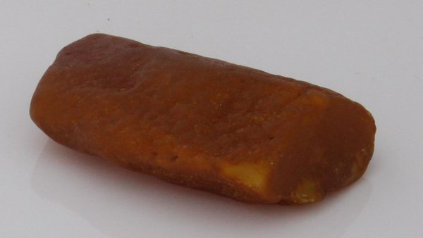 GERMAN BUTTERSCOTCH RAW UNPOLISHED BALTIC AMBER PIECE 15.6 GRAMS-RS048 RRP£155!!