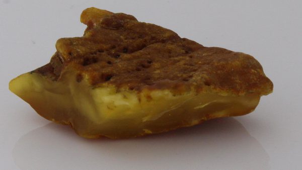 GERMAN BUTTERSCOTCH RAW UNPOLISHED BALTIC AMBER PIECE 16.7 GRAMS-RS041 RRP£165!!