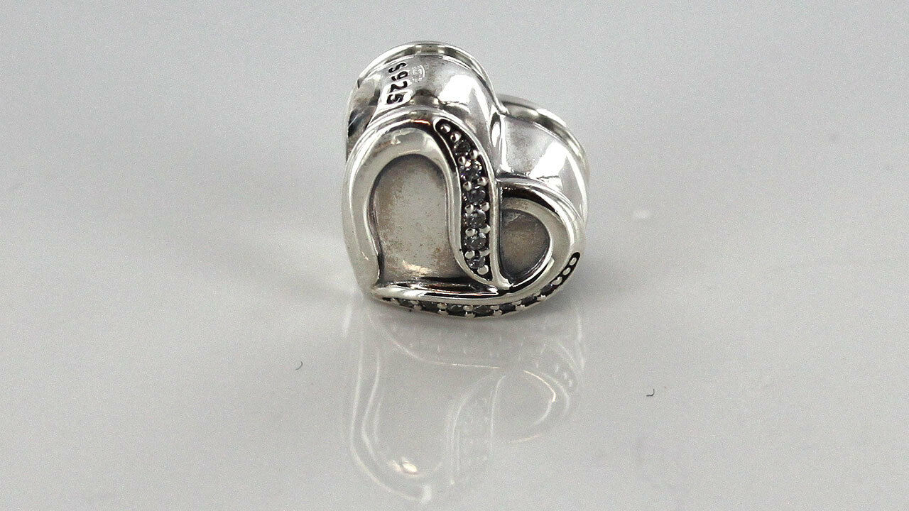Pandora ribbon of love charm sale