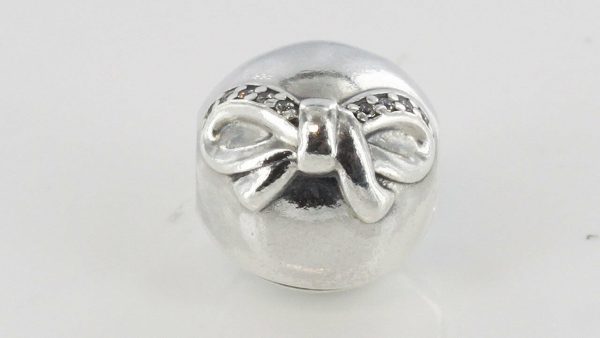 GENUINE PANDORA S925 ALE Unique DAINTY BOW SILVER CLIP Charm -791777CZ RRP£55!!!